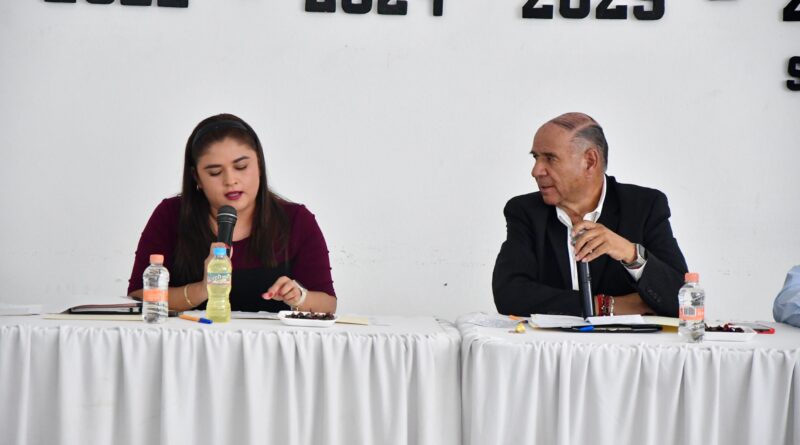 Aylin López alcaldesa electa de Jocotitlán conduce Transición